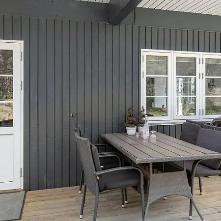 Amazing In Nex With 3 Bedrooms And Wifi Neksø